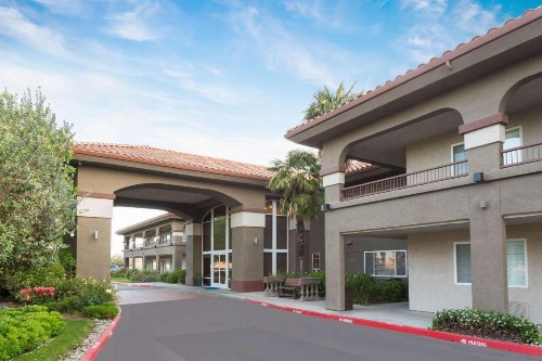 Baymont by Wyndham Modesto Salida - image 33