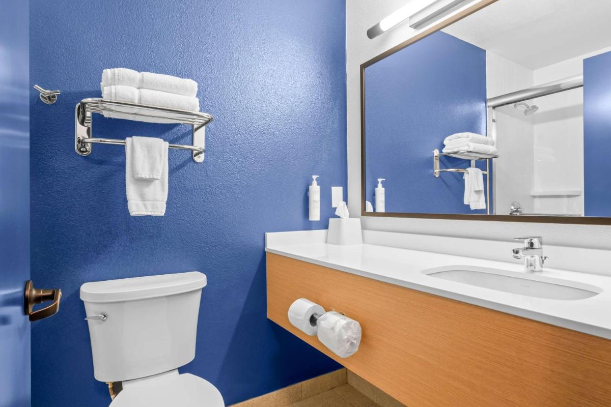 Quality Inn Modesto near Salida - image 2