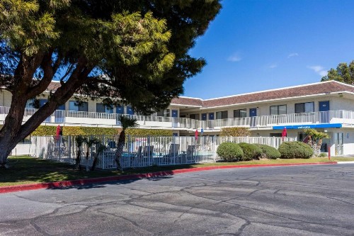 Motel 6-Mojave CA - image 3