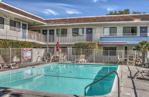 Motel 6-Mojave CA - image 48