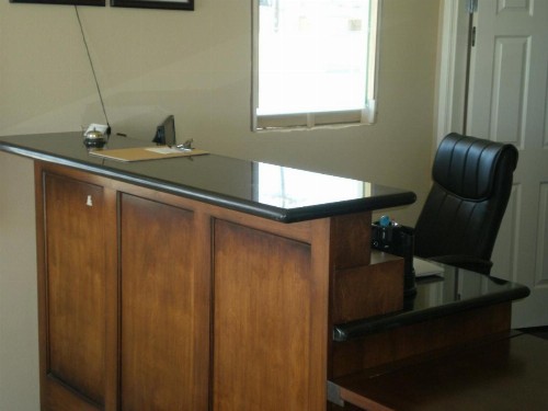 Executive Inn Mojave - image 11