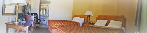 Executive Inn Mojave - image 8