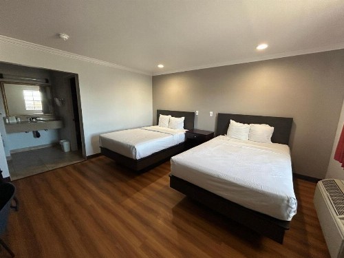 Motel 6-Mojave CA - Airport - image 30