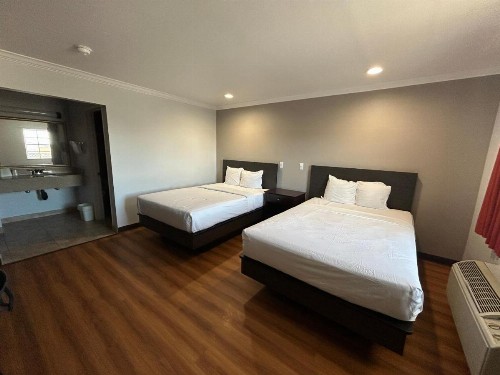 Motel 6-Mojave CA - Airport - image 33