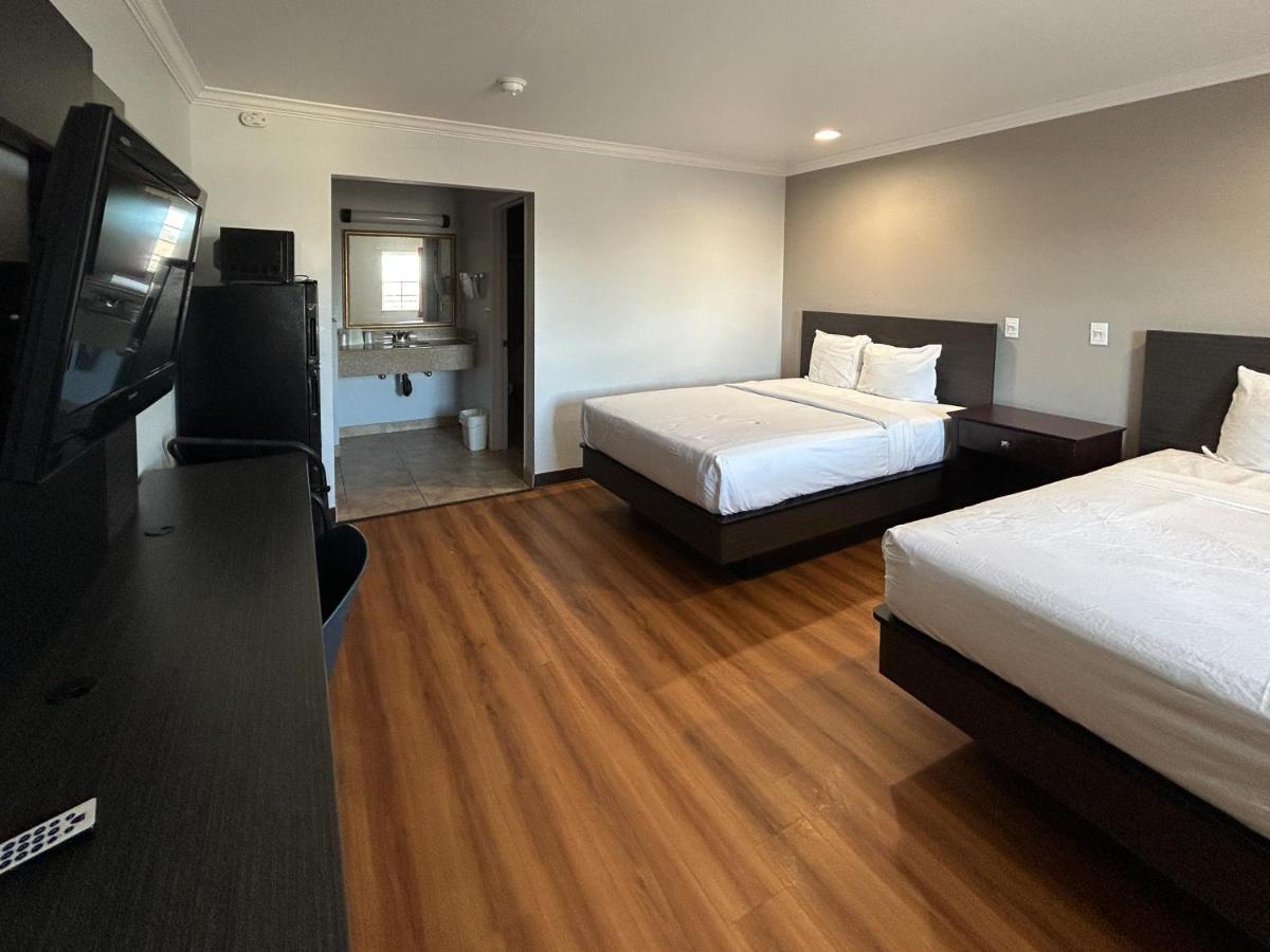 Motel 6-Mojave CA - Airport - image 7