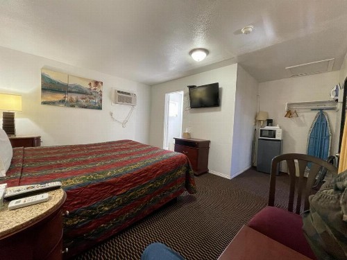 Desert Inn - image 27