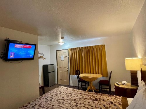 Desert Inn - image 33