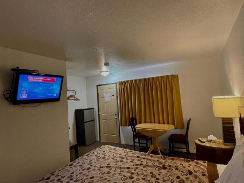 Desert Inn - image 44