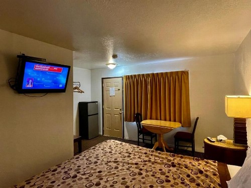 Desert Inn - image 48