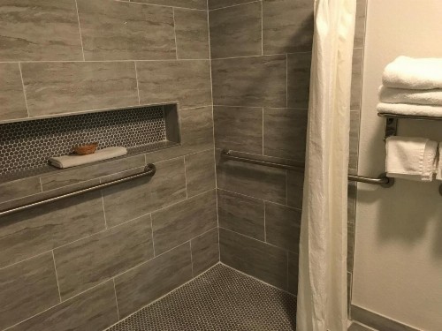 Desert Inn - image 8