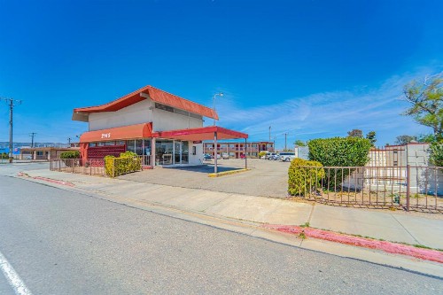 Red Roof Inn Mojave - image 3