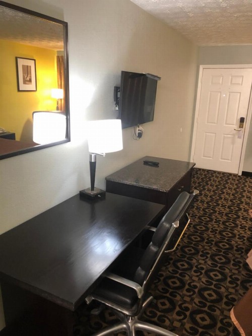 Walton Inn - image 18