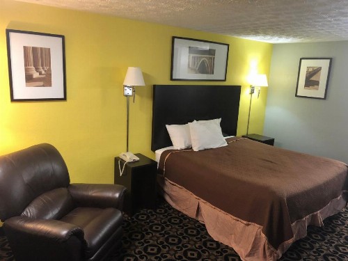 Walton Inn - image 2