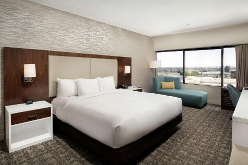 DoubleTree by Hilton Monrovia - Pasadena Area - image 21