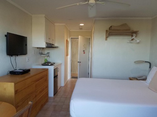 White Sands Motel - image 30