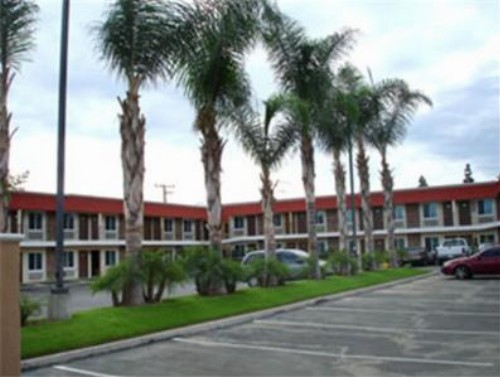 Ontario Inn & Suites - image 18