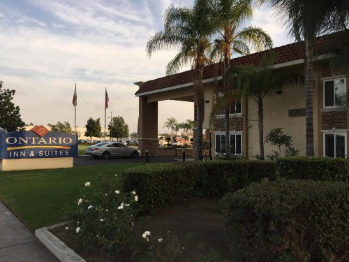 Ontario Inn & Suites - image 21