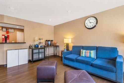 Comfort Inn Monterey Park - Los Angeles - image 6