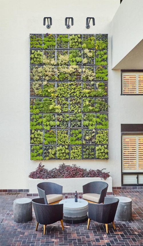 Portola Hotel & Spa - image 26