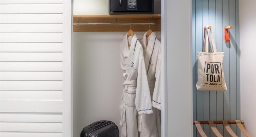 Portola Hotel & Spa - image 37