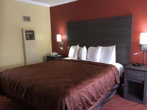 Americas Best Value Presidents Inn Monterey - image 29