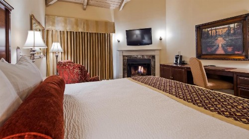 Victorian Inn - image 15
