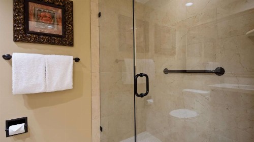 Victorian Inn - image 24