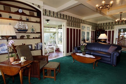 The Jabberwock Bed & Breakfast - image 24