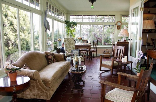 The Jabberwock Bed & Breakfast - image 3