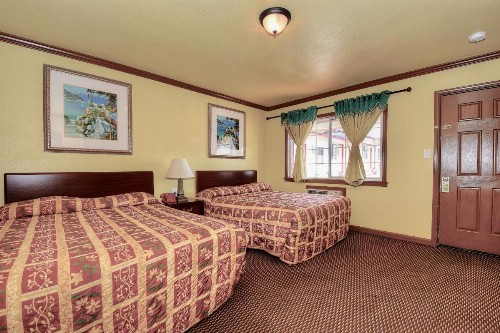 Bayside Inn - image 31