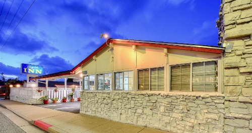 Bayside Inn - image 8