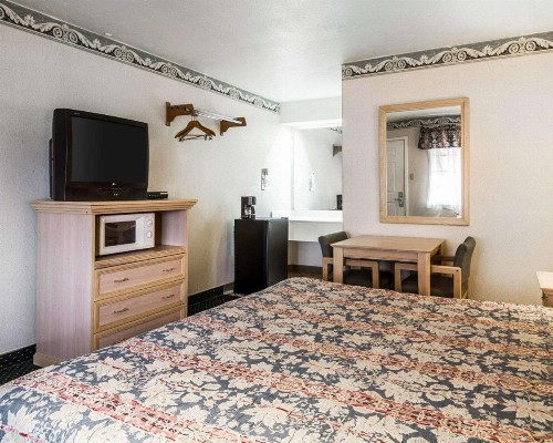 Rodeway Inn Monterey Near Fairgrounds - image 6