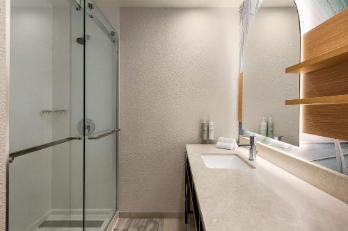 Hilton Garden Inn Monterey - image 27