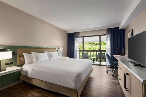 Hilton Garden Inn Monterey - image 35