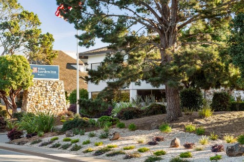 Hilton Garden Inn Monterey - image 5
