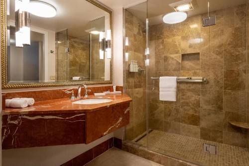 Monterey Plaza Hotel & Spa - image 36