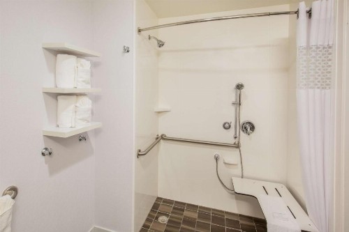 Hampton Inn Monterey - image 24