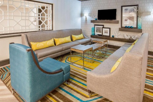 Hampton Inn Monterey - image 5