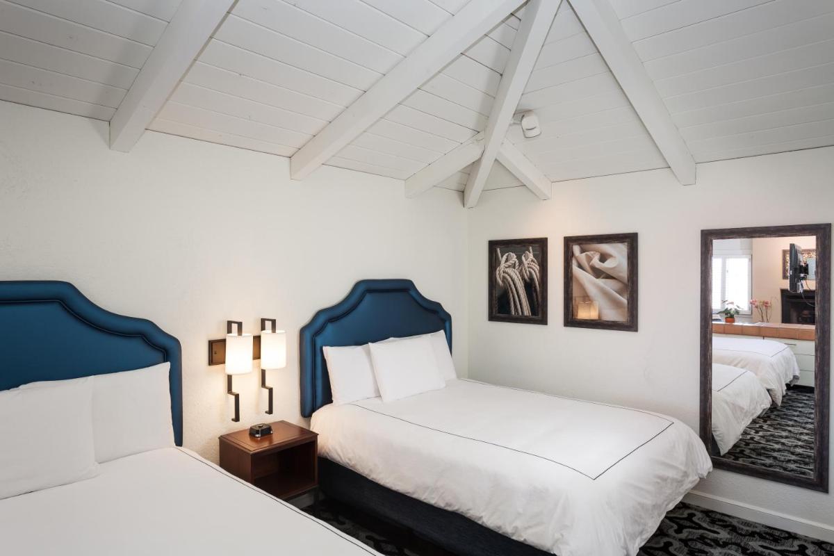 Hotel Pacific - image 2