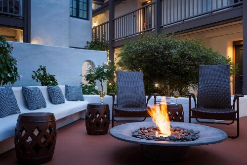 Hotel Pacific - image 5