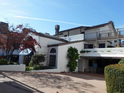 Hotel Pacific - image 8
