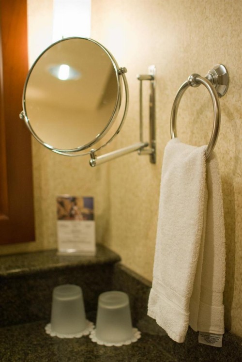 Monterey Bay Inn - image 26