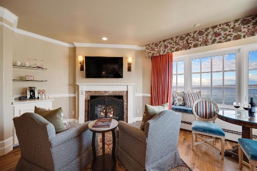 Spindrift Inn - image 20