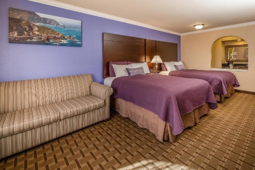 Stage Coach Lodge - image 30