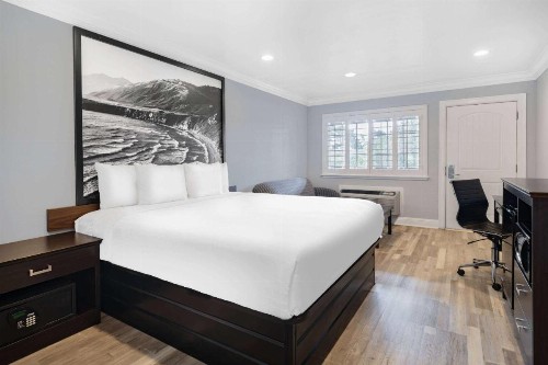 Super 8 by Wyndham Monterey/Carmel - image 31