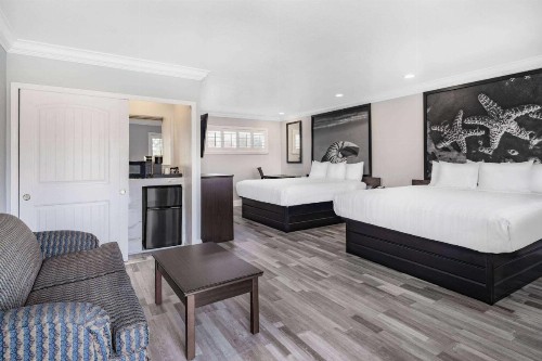 Super 8 by Wyndham Monterey/Carmel - image 32