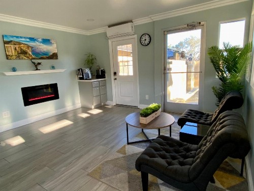 Super 8 by Wyndham Monterey/Carmel - image 39