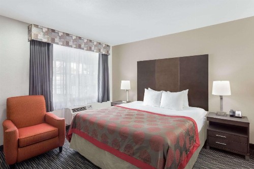 Ramada by Wyndham Monterey - image 24