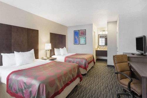 Ramada by Wyndham Monterey - image 40