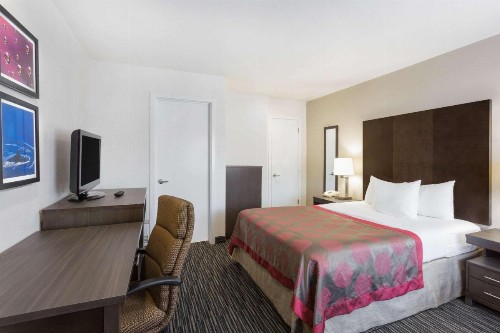 Ramada by Wyndham Monterey - image 48
